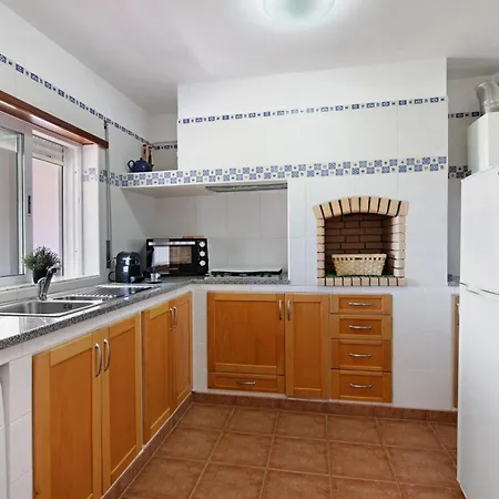 Sea And Sky Apartment *